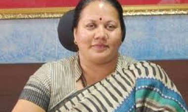 महिला आयोग की अध्यक्ष डॉ नायक को पद से हटाने हाइकोर्ट की रोक, बीते दिनों सरकार ने सभी निगम मंडल और राजनीतिक नियुक्तियों को निरस्त करने आदेश किया था, सुरक्षा देने के भी निर्देश