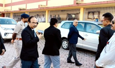 *चीफ जस्टिस रमेश सिन्हा औचक निरीक्षण में पहुंचे जिला न्यायालय मुंगेली*