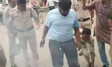 *मुंगेली में किसान कांग्रेस द्वारा किया गया एक दिवसीय धरना प्रदर्शन,फूंका प्रधानमंत्री मोदी का पुतला*