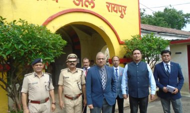 *हाईकोर्ट चीफ जस्टिस रमेश सिन्हा ने केंद्रीय जेल रायपुर का निरीक्षण, पहुना गेस्ट हाउस में सीएम बघेल ने की सौजन्य मुलाकात*