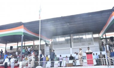 *जिले में 15 अगस्त स्वतंत्रता दिवस गरिमामय वातावरण में मनाया जाएगा*  *कलेक्टर एवं एसपी ने किया जिला स्तरीय समारोह के अंतिम  अभ्यास  का निरीक्षण*