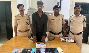 तोरवा थाना क्षेत्र में रेल्वे स्टेशन के आस पास मोबाईल चोरी करने वाले युवक को पुलिस ने किया गिरफ्तार