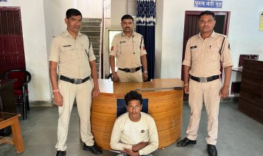 आदतन बदमाश को तलवार लहराते पुलिस ने किया गिरफ्तार आर्म्स एक्ट में की कार्यवाही