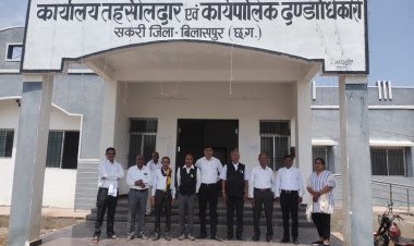 सकरी तहसीलदार को हटाने अधिवक्ताओं खोला मोर्चा