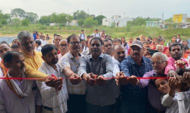 बेलतरा विधायक रजनीश सिंह ने सरस्वती शिशु मंदिर नगोई में किया नए भवन का लोकार्पण