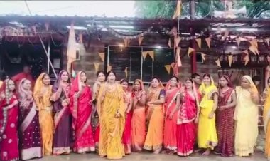 हलश्रष्ठि पर व्रत रखी महिलाओं ने ली शत प्रतिशत मतदान की शपथ