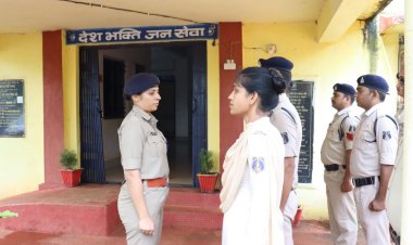 एसपी पहुंची थाने के औचक निरीक्षण में,पुलिसिंग में कसावट लाने दिए निर्देश, पुलिसकर्मियो की सुनी समस्याएं