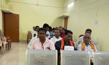 कृषक पंजीयन में लापरवाही करने वाले समिति प्रबंधक को नोटिस जारी