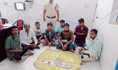 नहर किनारे जुआ खेलते 8जुआरीयो को पुलिस ने पकड़ा, जुआ एक्ट पर की गई कार्यवाही