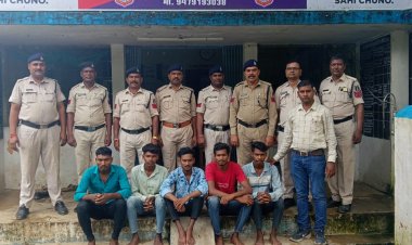 बीते दिनों मूर्ति विसर्जन के दौरान हुए विवाद में युवक की हत्या करने वाले आरोपियों को पुलिस ने किया गिरफ्तार,