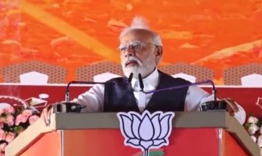 ब्रेकिंग:प्रधानमंत्री नरेंद्र मोदी पहुंचे बिलासपुर साइंस कॉलेज ग्राउंड में आम सभा को किए सम्बोधित जय जोहार से किया उद्धोधन शुरु