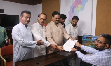 हेट स्पीच को लेकर कांग्रेस ने केन्द्रीय गृह मंत्री अमित शाह के खिलाफ़ चुनाव आयोग में किया शिकायत