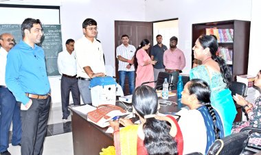 कलेक्टर एवं जिला निर्वाचन अधिकारी ने मतदान दलों के प्रशिक्षण कार्य का किया निरीक्षण