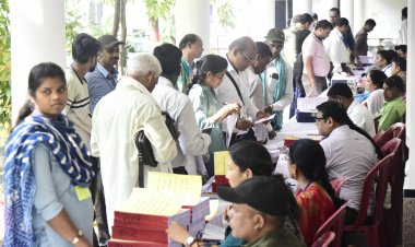 नामांकन का आज पहला दिन, मस्तूरी से विधायक बांधी, कोटा से अटल श्रीवास्तव, बिल्हा से सियाराम कौशिक साहित 28उम्मीदवारों ने खरीदा नामांकन फार्म, पहले दिन एक भी नामांकन जमा नहीं हुए