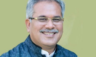 बालोद की चुनावी सभा में मुख्यमंत्री भूपेश बघेल ने पूर्व सीएम डा रमन सिंह को लिया आड़े हाथों,कहा 15साल के कार्यकाल में रमन सिंह ने अडानी को सौंपा खदान और खनिज संपदा