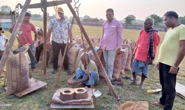 *धान खरीदी के पहले दिन 06 उपार्जन केन्द्रों में 514 क्विंटल धान की हुई खरीदी*