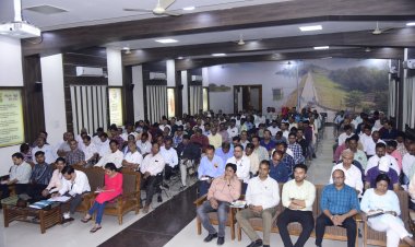 मतदान दलों को सामग्री वितरण 16को, 300कर्मचारियो की लगाई गई ड्यूटी, बनाए गए 76काउंटर, अधिकारी कर्मचारियों को दिया गया प्रशिक्षण