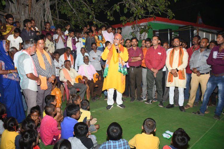 भोले-भाले छत्तीसगढ़ियों को ठगना और अपनी जेब भरना कांग्रेस की मंशा : कौशिक