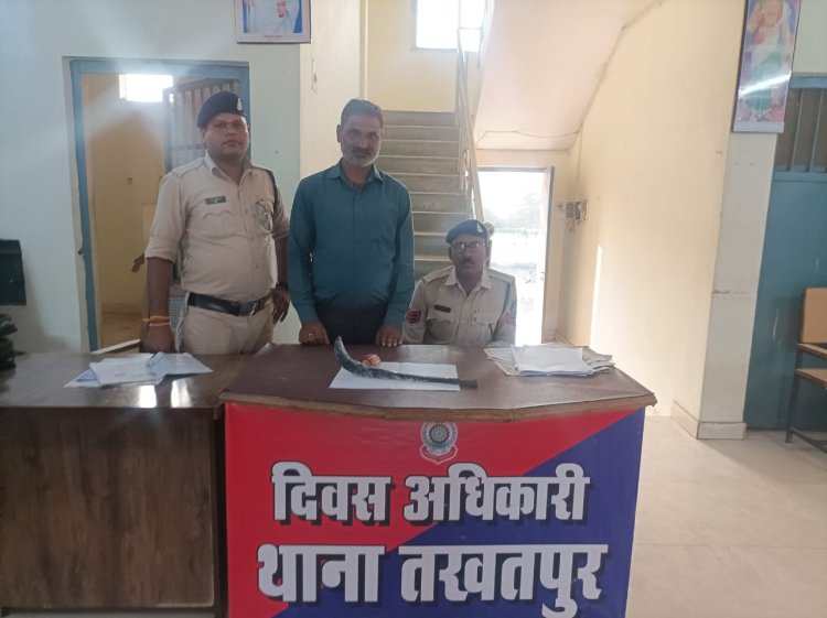 *हथियार रखकर घुम रहे आरोपी को तखतपुर पुलिस ने किया गिरप्तार*  *आर्म्स एक्ट के तहत की गई कार्रवाई*