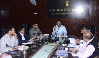 प्रधानमंत्री नरेंद्र मोदी की मौजूदगी में मुख्यमंत्री का शपथ ग्रहण समारोह, जिले में होगा लाईव प्रसारण कलेक्टर ने टीएल की बैठक में दी जानकारी,साथ ही लंबित मामलों के निराकरण को लेकर की समीक्षा की,जल्द पूरा करने दिए निर्देश