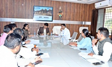 *कलेक्टर ने संयुक्त एवं डिप्टी कलेक्टरों के वर्तमान पदस्थापना में किया परिवर्तन*  *डिप्टी कलेक्टर प्रवीण तिवारी होंगे लोरमी एसडीएम