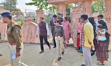 *बिलासपुर रेंज के आईजी अजय यादव,कलेक्टर एवं एसपी पहुंचेे अमरटापू तथा लालपुरथाना*   *कार्यक्रम स्थल में तैयारियों का लिया जायजा, दिए आवश्यक निर्देश