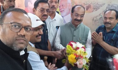 अधिकारी-कर्मचारी कल्याण संघ के प्रतिनिधि मंडल ने उपमुख्यमंत्री अरुण साव से की मुलाकात