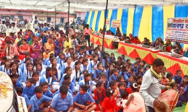 *मुंगेली के ग्राम कंतेली, बोधापारा व लोरमी के ढोलगी, लपटी में पहुंची विकसित भारत संकल्प यात्रा*  *शिविर लगाकर विभिन्न जनकल्याणकारी योजनाओं से किया गया लाभान्वित