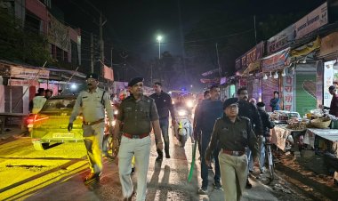 बिलासपुर पुलिस द्वारा विजिबल पुलिसिंग के लिए की गई पैदल पेट्रोलिंग,ट्रैफिक बिगाड़ने वालो पर की गई कार्रवाई