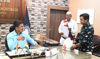 सालो से मुआवजा राशि के लिए भटक रहे पीड़ित को जनदर्शन में मिली राहत,कलेक्टर से मिलकर जताया आभार