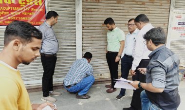 पटाखा दुकान सील,रिहायशी इलाके में नियम विरुद्ध चलाया जा रहा था दुकान, कलेक्टर के निर्देश में जांच दल टीम ने की कार्रवाई