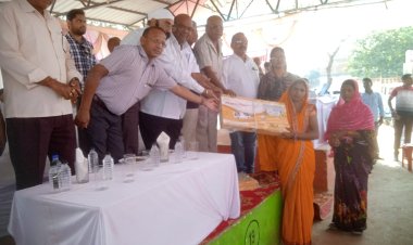 विकसित भारत संकल्प यात्रा में  प्रधानमंत्री आवास के हितग्राहियों को मिला 52 लाख   सैकड़ो नागरिको का मिला निशुल्क स्वास्थ्य परीक्षण का लाभ