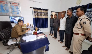 विशेष अभियान चलाकर क्षेत्र के निगरानी गुंडा बदमाशो को थाने किया गया तलब, अवैध कामों से दूर रहने दी गई हिदायत