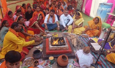 चोरभट्ठी में अखण्ड नवधा रामायण का  हुआ समापन, अंतिम दिन धार्मिक गीतों ने झूमे नगरवासी