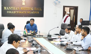 कलेक्टर ने ली बैठक:स्मार्ट सिटी परियोजना अगले 5 साल तक जारी रहेगी, शनिचरी में भी मिलेगा ₹5 में श्रमिकों को भरपेट भोजन,लोकसभा चुनाव के तैयारी की समीक्षा