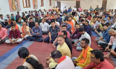 हिंदू नव वर्ष आयोजन समिति की बैठक संपन्न, शोभायात्रा का नेतृत्व करेंगे प्रभु श्रीराम