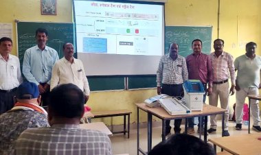 *लोकसभा निर्वाचन 2024*  *पीठासीन अधिकारी एवं मतदान अधिकारियों का तीन दिवसीय प्रशिक्षण प्रांरभ