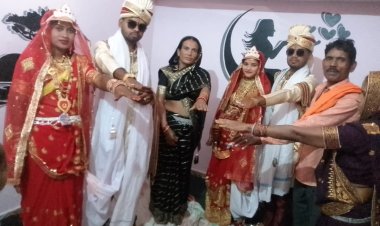 *नवविवाहित जोड़ों ने ली मतदान करने की शपथ