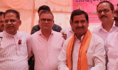 डडसेना कलार समाज के सम्मान समारोह में शामिल हुए बीजेपी प्रत्याशी तोखन साहू, एवं पूर्व मंत्री अमर अग्रवाल