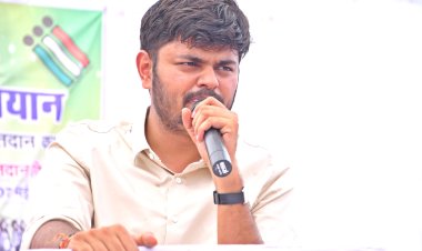 *अच्छे जनप्रतिनिधि का चुनाव करने स्वतंत्र एवं निष्पक्ष होकर मतदान करना जरूरी - कलेक्टर राहुल देव*  *श्रमिकों को शतप्रतिशत मतदान के लिए लिया संकल्प