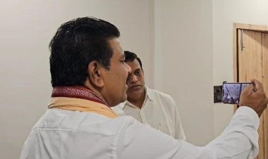 डिप्टी सीएम विजय शर्मा ने दसवीं की परीक्षा पास करने वाले पूर्व नक्सली युवा को विडियो कॉल कर दी बधाई, उप मुख्यमंत्री ने भटके हुए लोगों से की अपील मुख्यधारा में लौट कर अपना जीवन संवारे