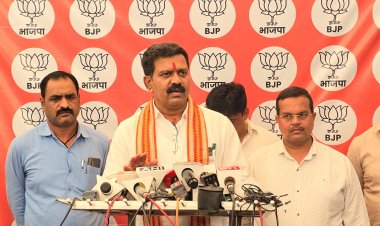 डिप्टी सीएम विजय शर्मा का बड़ा बयान कहा कांग्रेस जिन्हें निर्दोष बता रही उन पर कांग्रेस शासन काल से ही मामले दर्ज, मैं कांग्रेस अध्यक्ष दीपक बैज से अनुरोध करता हूं कि नक्सल उन्मूलन के लिए वह आगे बढ़कर बताएं कि और क्या करना है