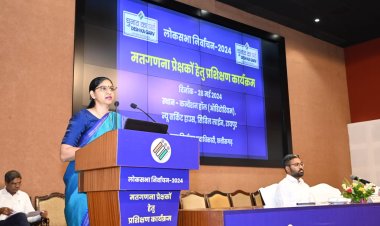 मतगणना प्रेक्षकों ने समझी मतगणना की बारीकियां,देश के विभिन्न निर्वाचन क्षेत्रों में छत्तीसगढ़ के 56 अधिकारी निभाएंगे मतगणना प्रेक्षक की भूमिका