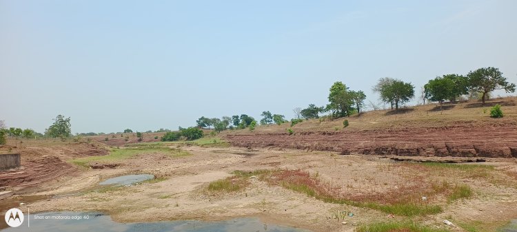 एनीकेट खुलने से जल स्तर गया धरातल मे , पानी की बून्द को तरस रहे क्षेत्रवासी