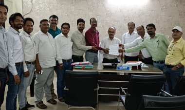 *शिक्षक मोर्चा मुंगेली द्वारा ग्रीष्म अवकाश मे एफ एल एन प्रशिक्षण का किया गया विरोध