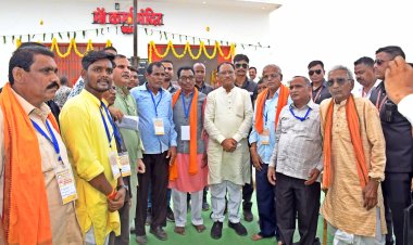 मुख्यमंत्री विष्णु देव साय ने मुंगेली के फरहदा में भक्त माता कर्मा मंदिर प्राण प्रतिष्ठा समारोह में हुए शामिल,प्रदेशवासियों के सुख, समृद्धि एवं खुशहाली की कामना की, कहा कटघोरा-डोंगरगढ़ रेल परियोजना अंतर्गत भू-अर्जन की कार्यवाही शीघ्र होगी प्रारंभ