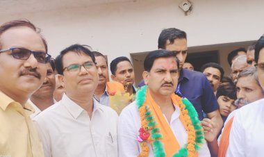 केन्द्रीय राज्य मंत्री तोखन साहू का गृह ग्राम डिंडोरी में हुआ भव्य स्वागत