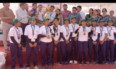 *छत्तीसगढ़ नेटबॉल 19 वर्ष बालिका की टीम ने जीता "ब्रॉन्ज मेडल"* _मुंगेली जिले से मदकू स्कूल के विद्यार्थी भी सम्मिलित रहे राज्य टीम में_