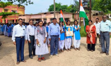 **मुंगेली जिला के स्कूलों में हर घर तिरंगा कार्यक्रम का आयोजन