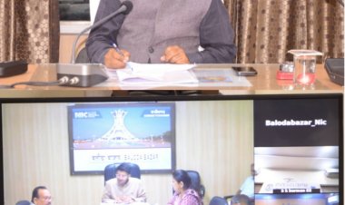 रायपुर संभाग में 64 पदों पर जल्द होगी अनुकंपा नियुक्ति ,संभागायुक्त कावरे ने वीडियो काफ्रेंसिंग के माध्यम से की संभागस्तरीय कलेक्टर्स कांफ्रेंस* 